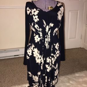 VERA WANG FLORAL DRESS